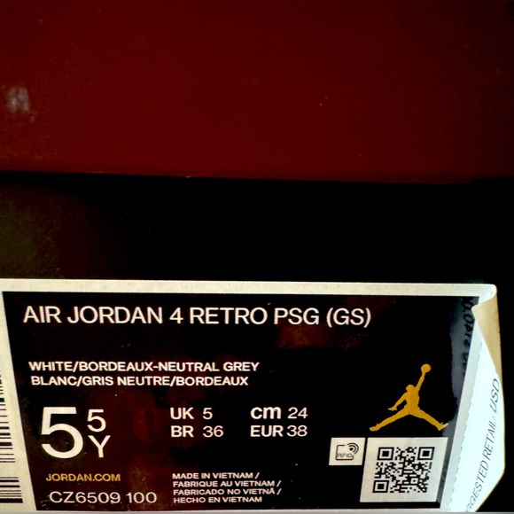 Air Jordan 4 Retro PSG Youth - Picture 9 of 9